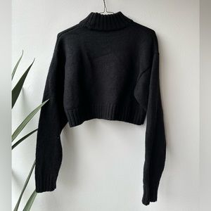 Black Wilfred Crop Sweater - Small 🖤